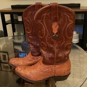 Los Altos Genuine Crocodile ladies boots Size 7.5